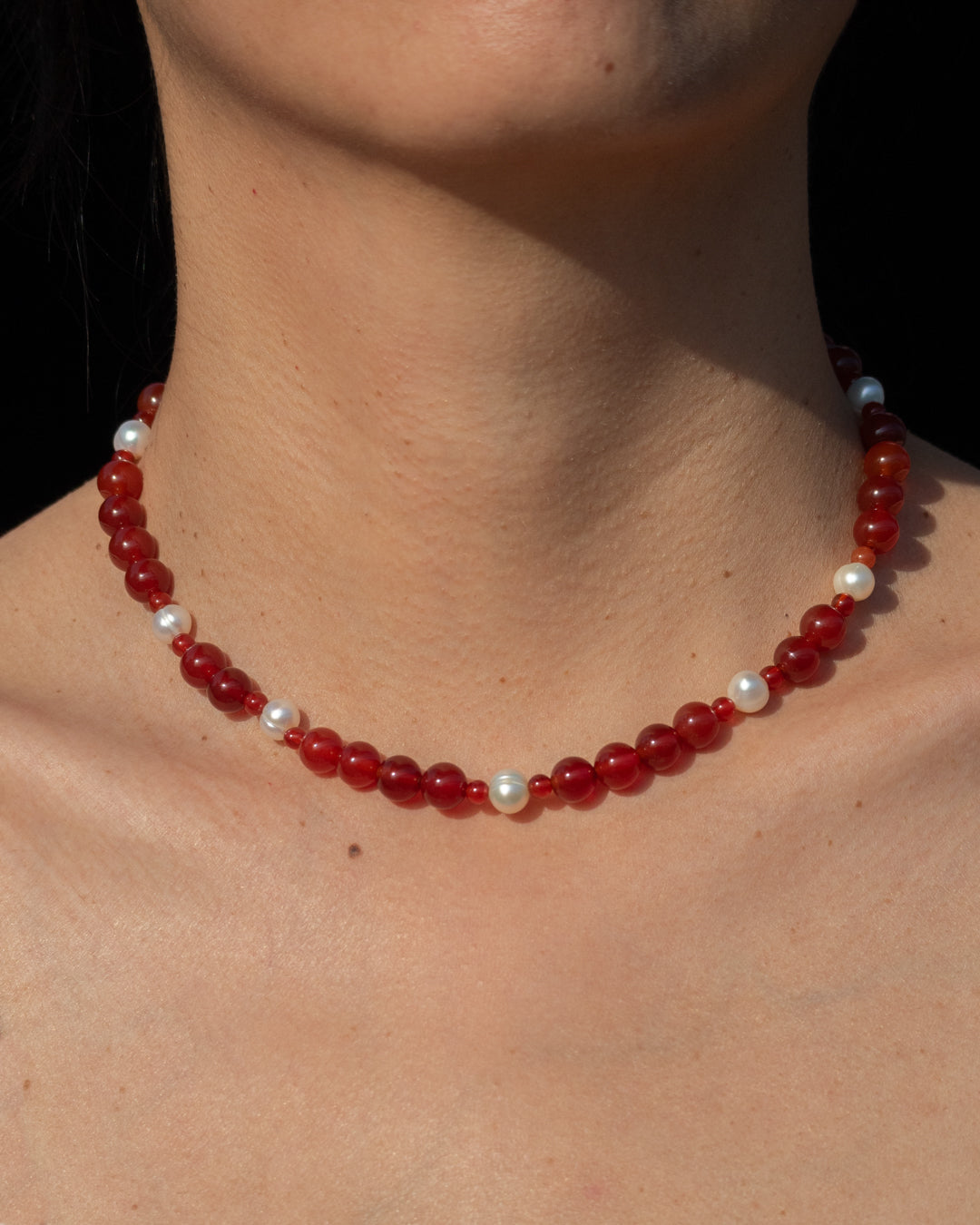 Red Agate Freshwater Pearl Necklace - Eterna Nova Necklace: A vibrant display of natural beauty, featuring radiant red agate stones and lustrous freshwater pearls, designed to exude elegance and style.